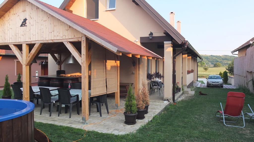 Country House Baranjski Tulipan Draž Екстериор снимка